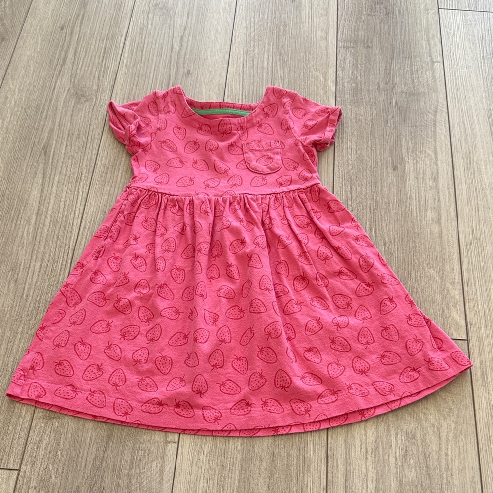 Mini Boden Pink Strawberry Short Sleeve Dress with pockets 4-5Y